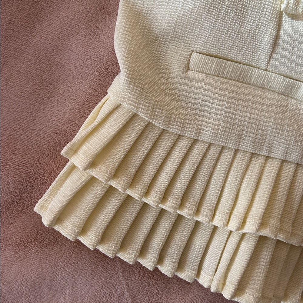 Cream Pleated Mini Skirt - Picture 3 of 8